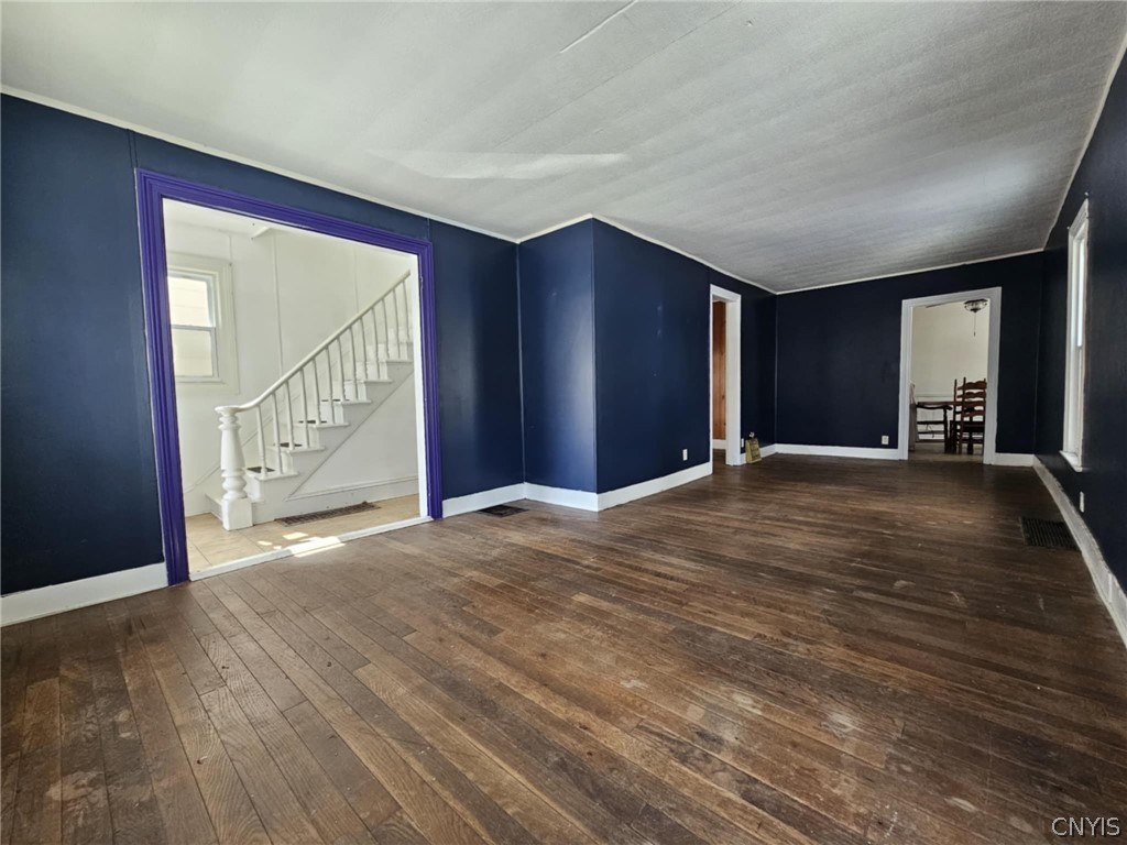 29 Butternut Street Lyons, NY 14489 - Photo 3 of 37 Living room front view.