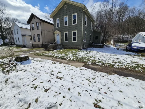 $114,900 | 29 Butternut Street, Lyons, NY 14489