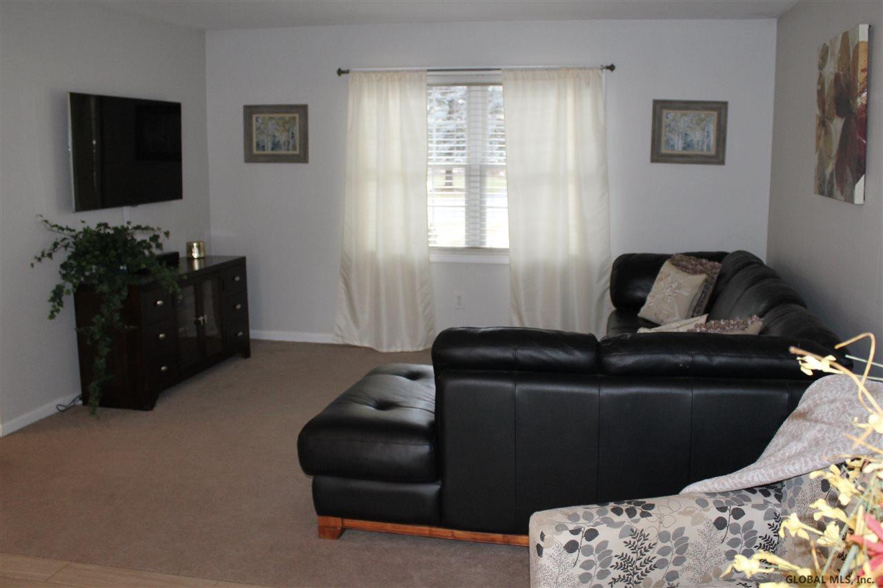 346 Consaul Road Colonie, NY 12205 - Photo 21 of 28 Photo 21