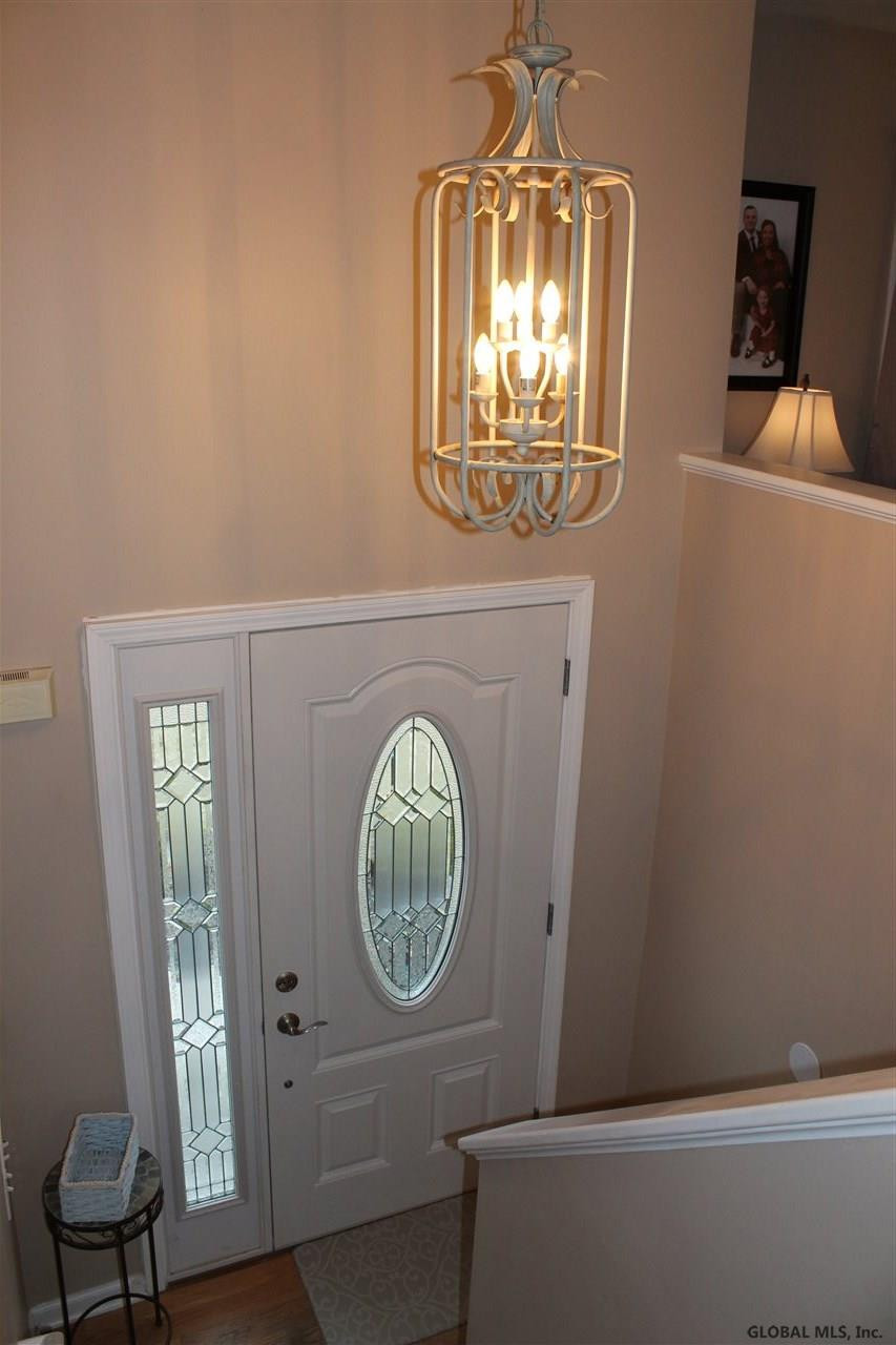 346 Consaul Road Colonie, NY 12205 - Photo 6 of 28 Photo 6