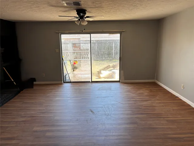 $2,400 | 10523 Permian Drive, Sugar Land, TX 77498