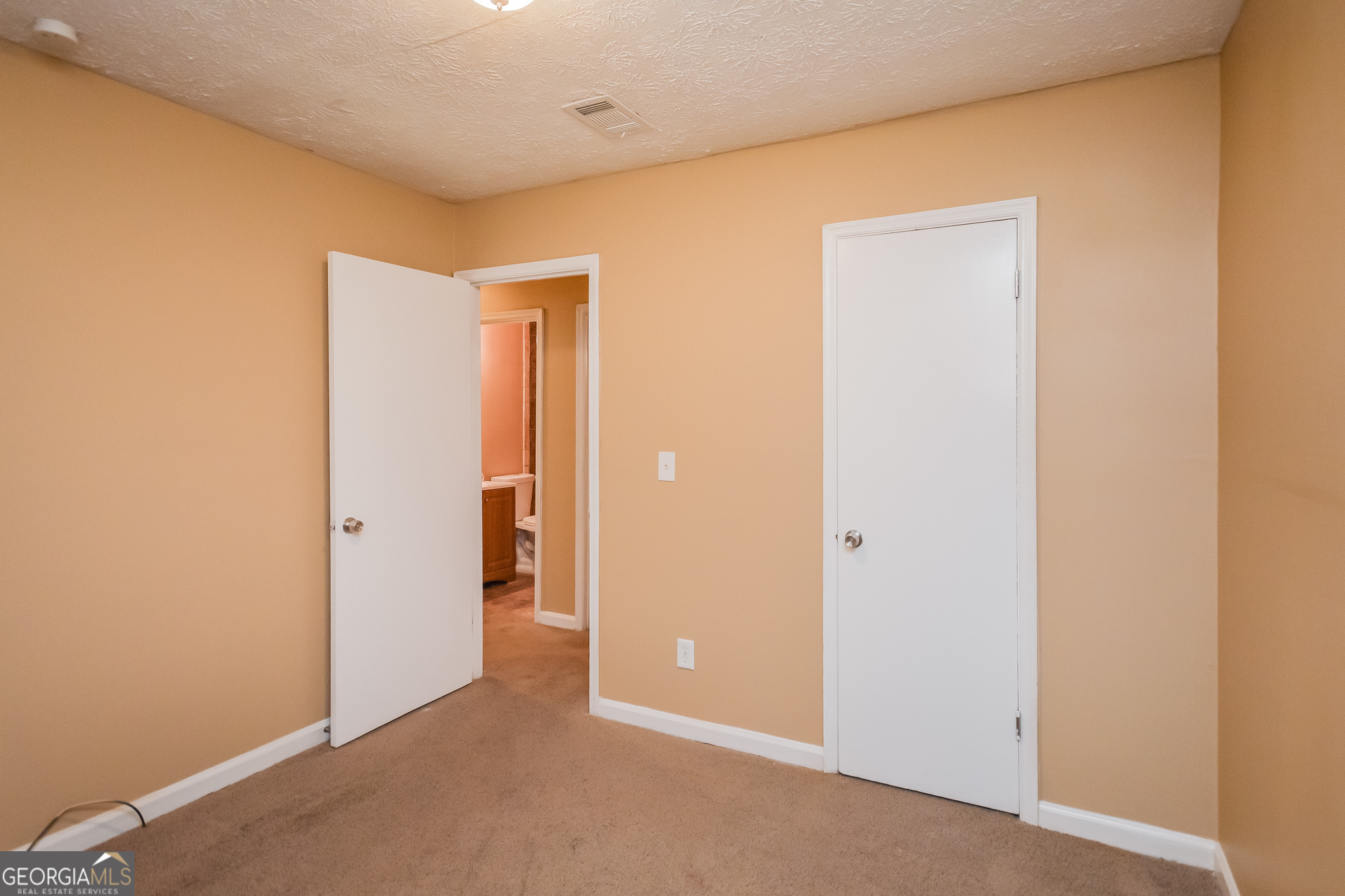 1912 Singer Way Lithonia, GA 30058 - Photo 12 of 16