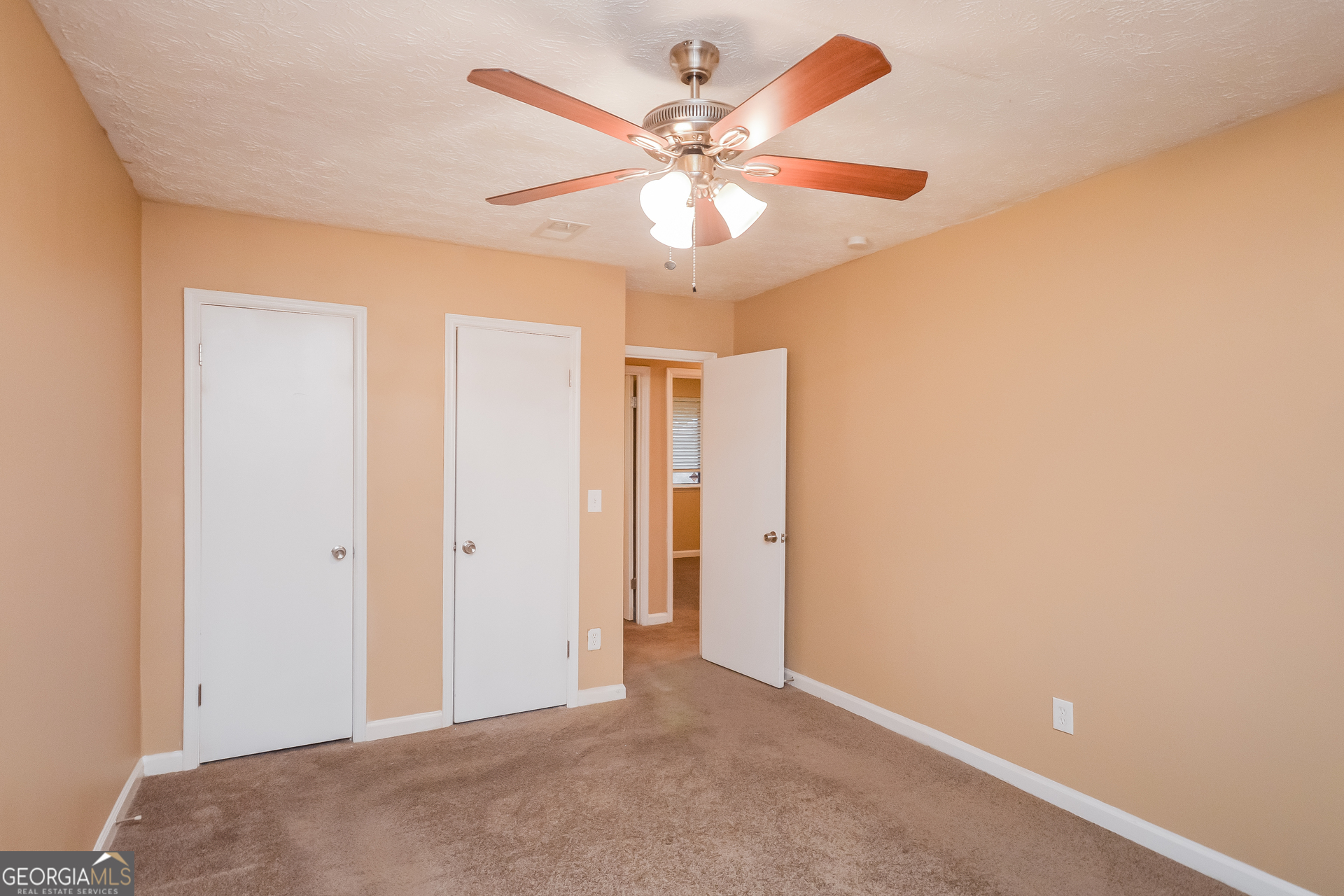 1912 Singer Way Lithonia, GA 30058 - Photo 8 of 16