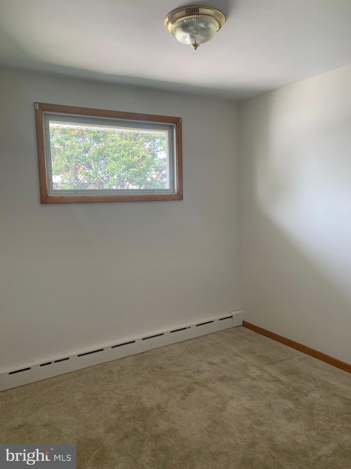 1923 Sunberry Road Dundalk, MD 21222 - Photo 29 of 34 1923 Sunberry Rd