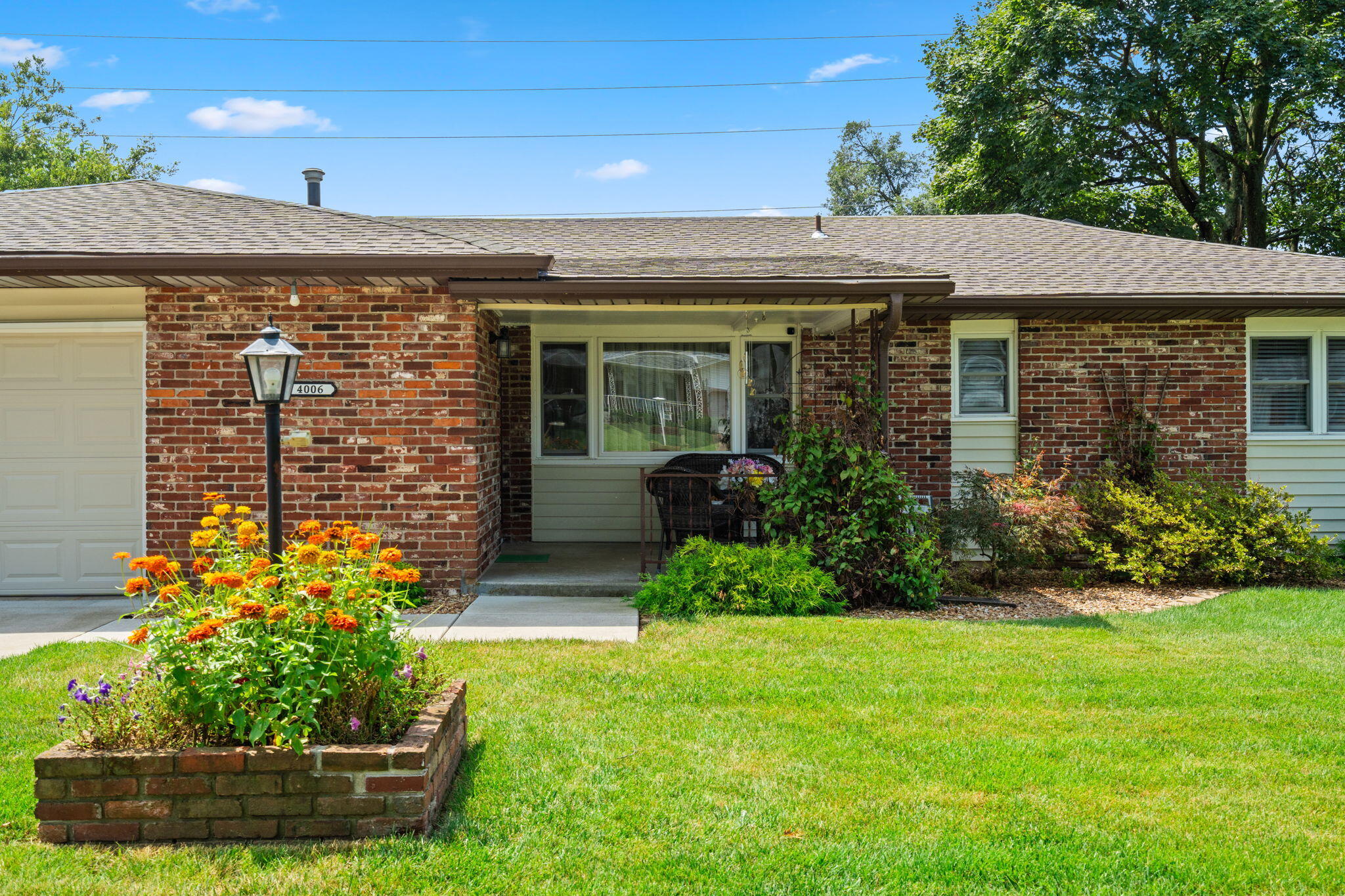 4006 West Juno Street Springfield, MO 65802 - Photo 2 of 41 4006 W Juno