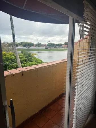 $2,400 | 8510 Northwest 3rd Lane, Unit 508, Miami, FL 33126