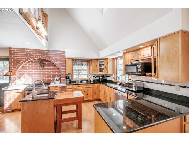 $1,450,000 | 6171 Logsden Road, Logsden, OR 97357