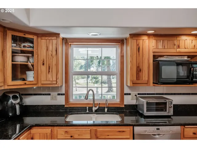 $1,450,000 | 6171 Logsden Road, Logsden, OR 97357