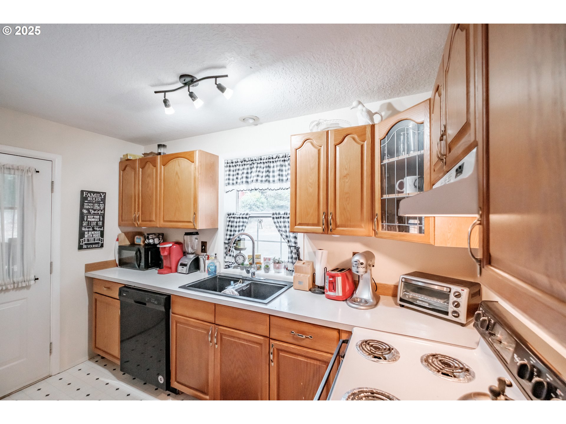 6171 Logsden Road Logsden, OR 97357 - Photo 45 of 48