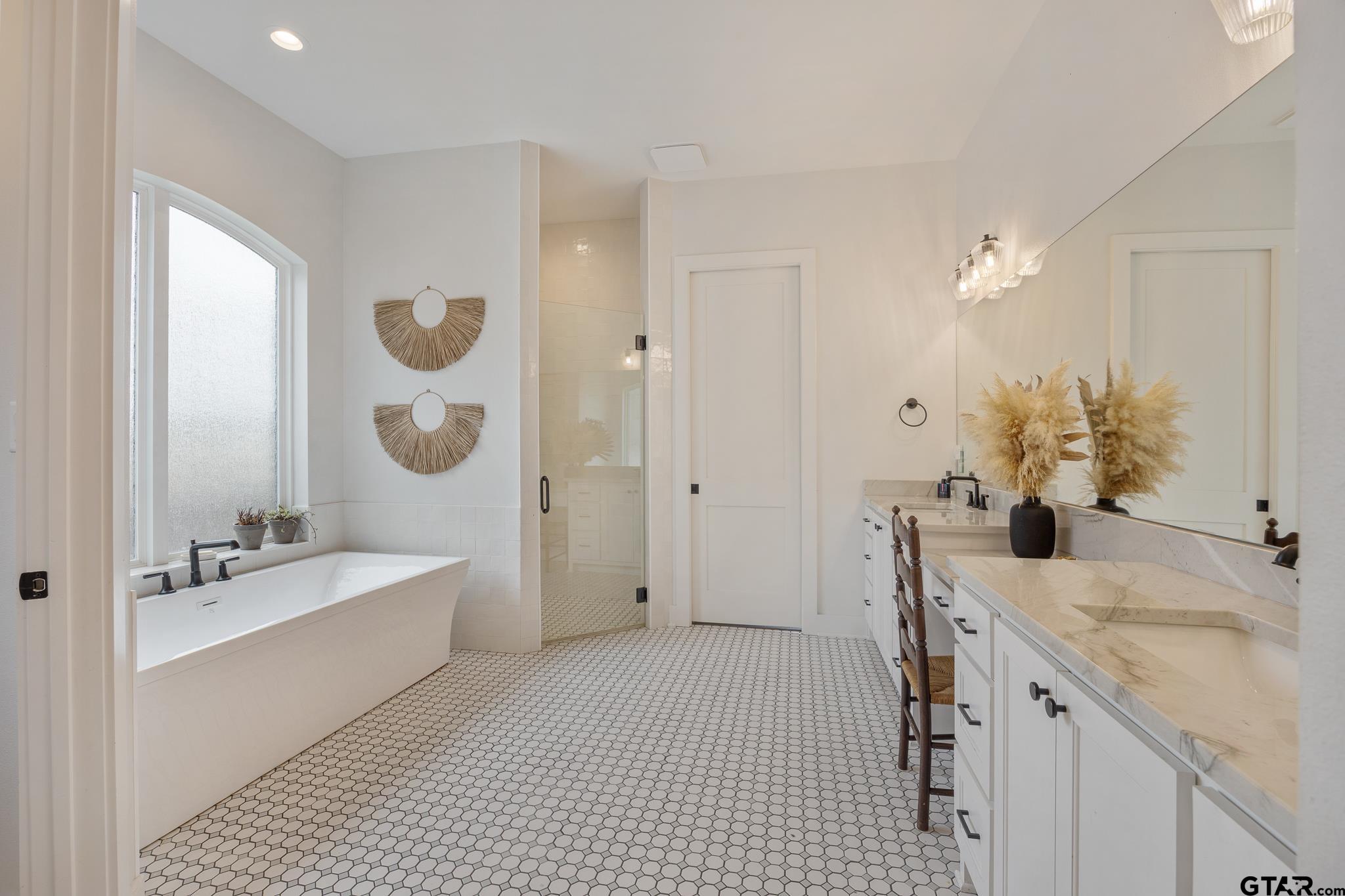 9261 Caddo Rdg Cove Tyler, TX 75703 - Photo 24 of 48 Gallery Image 24