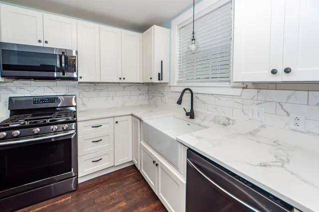 $3,800 | 13 Maranda Holmes Street, Charleston, SC 29403