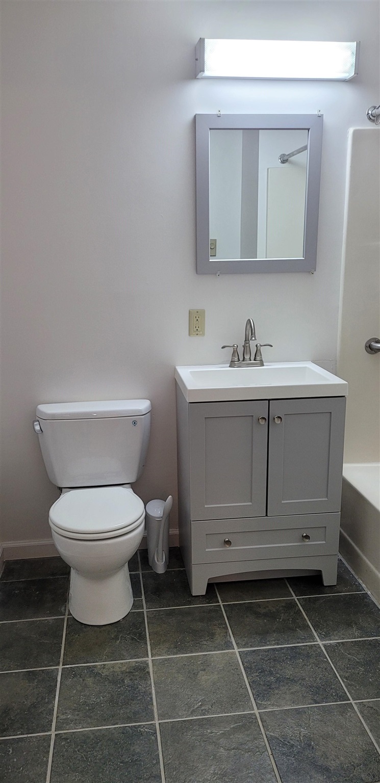 30 Wolf Road, Unit 104 Lebanon, NH 03766 - Photo 6 of 8 Gallery Image 6