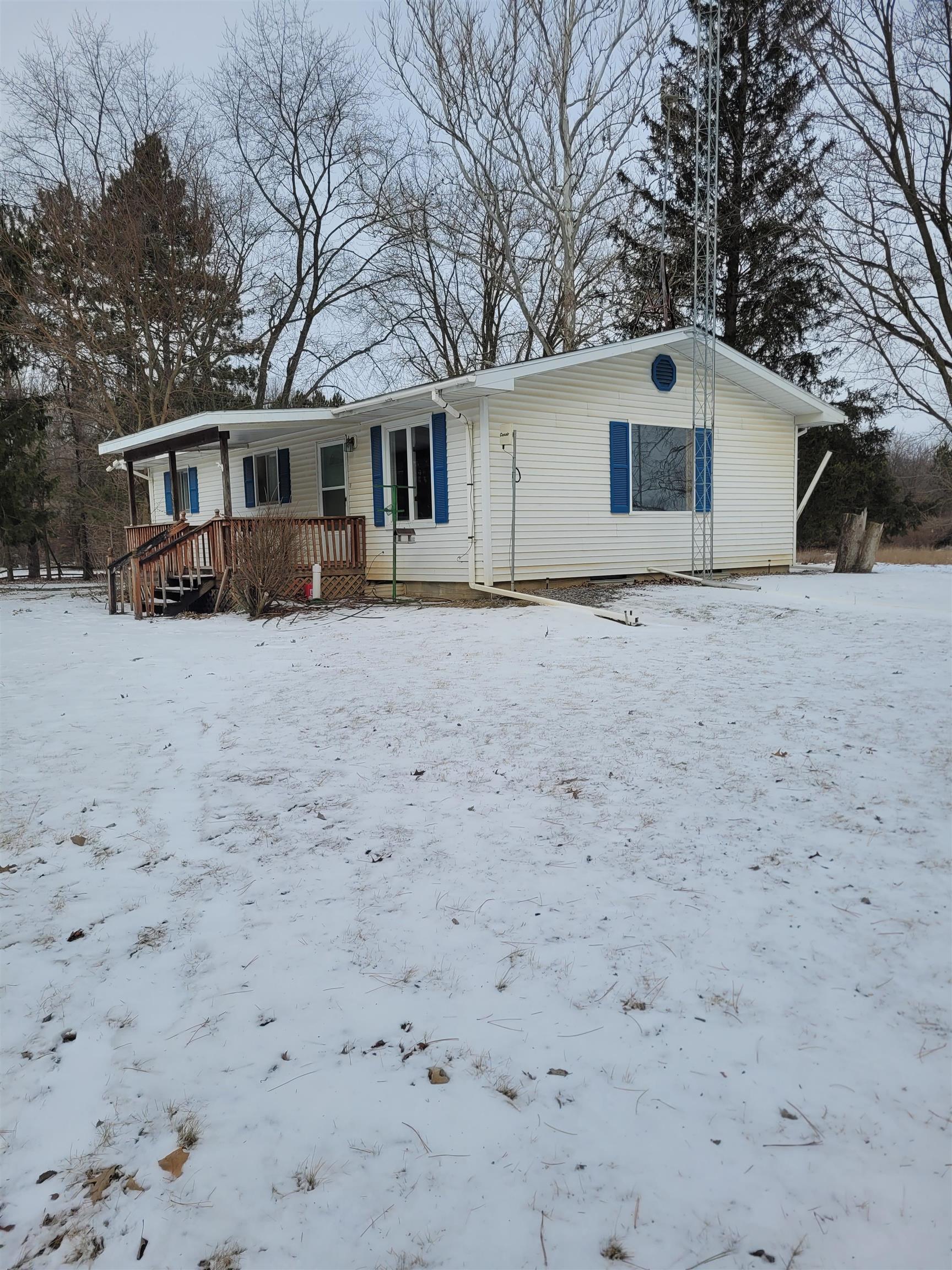 4986 West Tyler Road Alma, MI 48801 - Photo 2 of 7