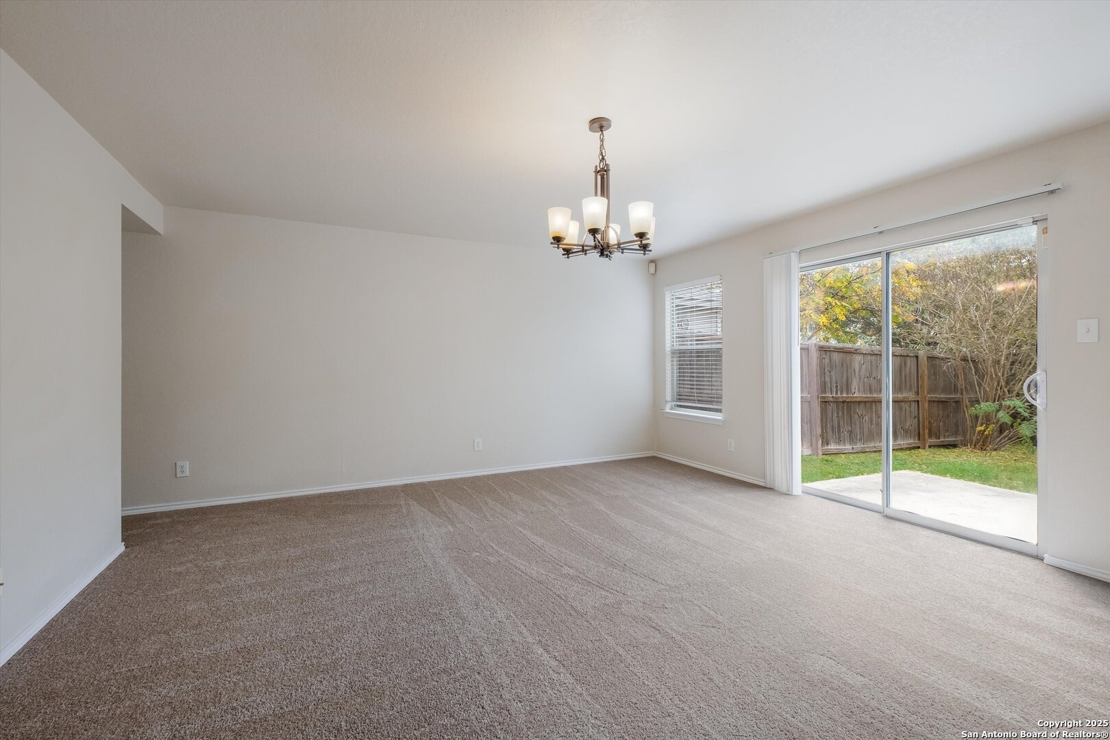 7935 Morning Grove Converse, TX 78109 - Photo 5 of 22