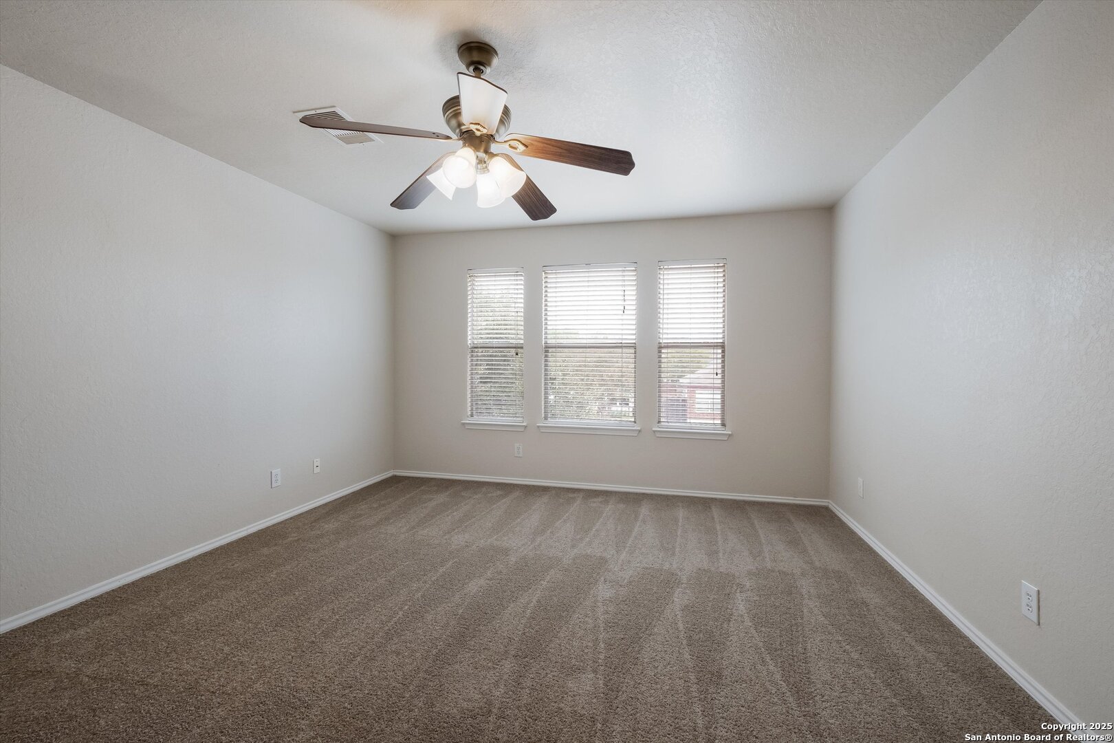 7935 Morning Grove Converse, TX 78109 - Photo 10 of 22