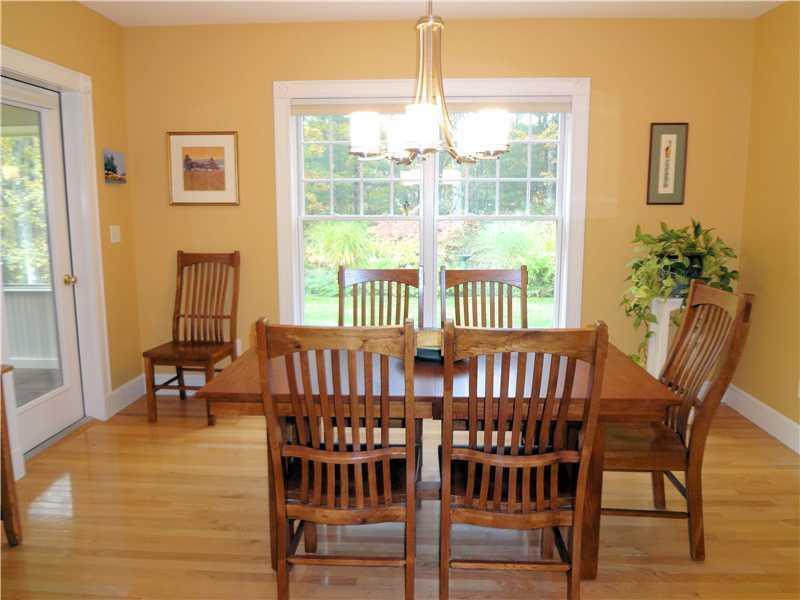 70 Cross Hill Road Cape Elizabeth, ME 04107 - Photo 9 of 35 Dining Room.