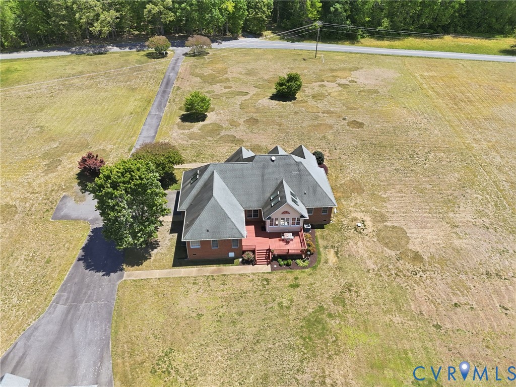 15441 Goshen Road Montpelier, VA 23192 - Photo 46 of 47 a view of a swimming pool and an outdoor space