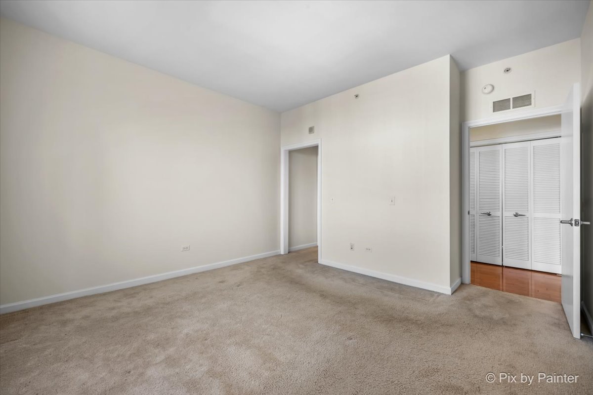 50 South Grove Avenue, Unit 301 Elgin, IL 60120 - Photo 12 of 25 a view of an empty room