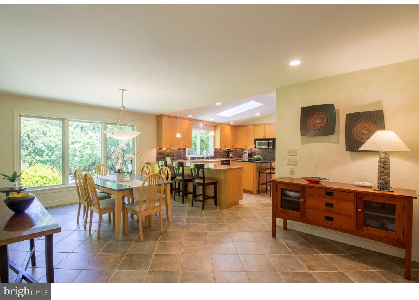 461 Woodcrest Road Wayne, PA 19087 - Photo 9 of 25 Breakfast Room