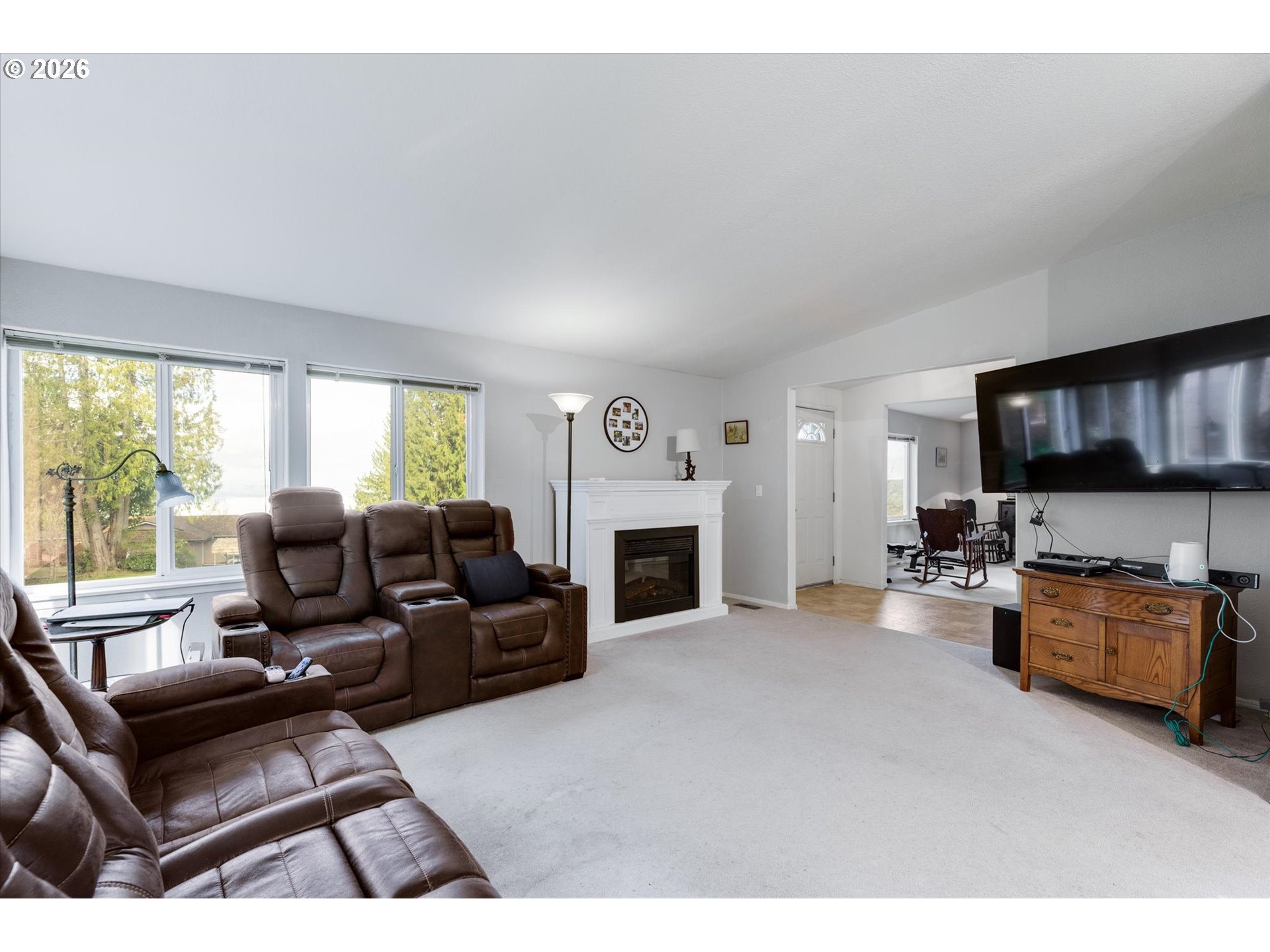 1556 Kool Road Kelso, WA 98626 - Photo 8 of 45 Living Room
