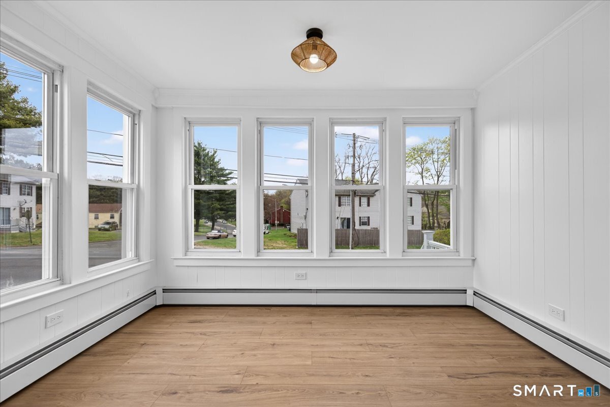 59 Southmayd Road Waterbury, CT 06705 - Photo 9 of 22