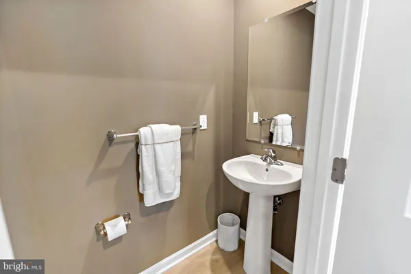 $260,717 | 2 Bosque Court, Martinsburg, WV 25404