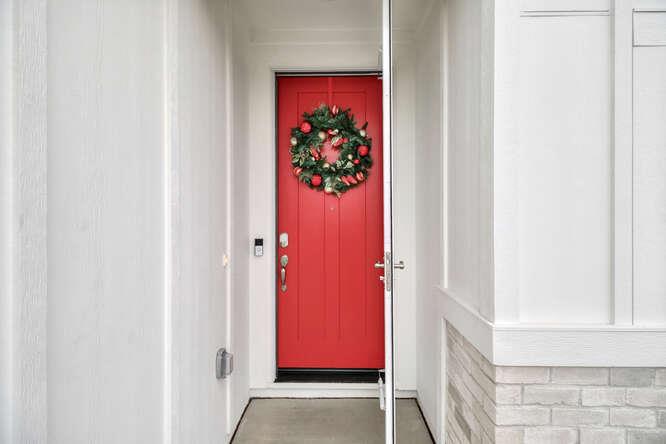 1480 Westwind Way Rocklin, CA 95765 - Photo 2 of 27 a view of a dresser