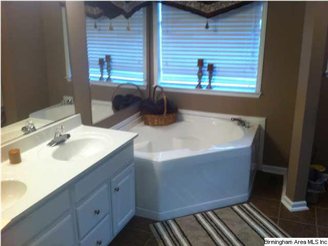 8582 Bradford Road Pinson, AL 35126 - Photo 13 of 16