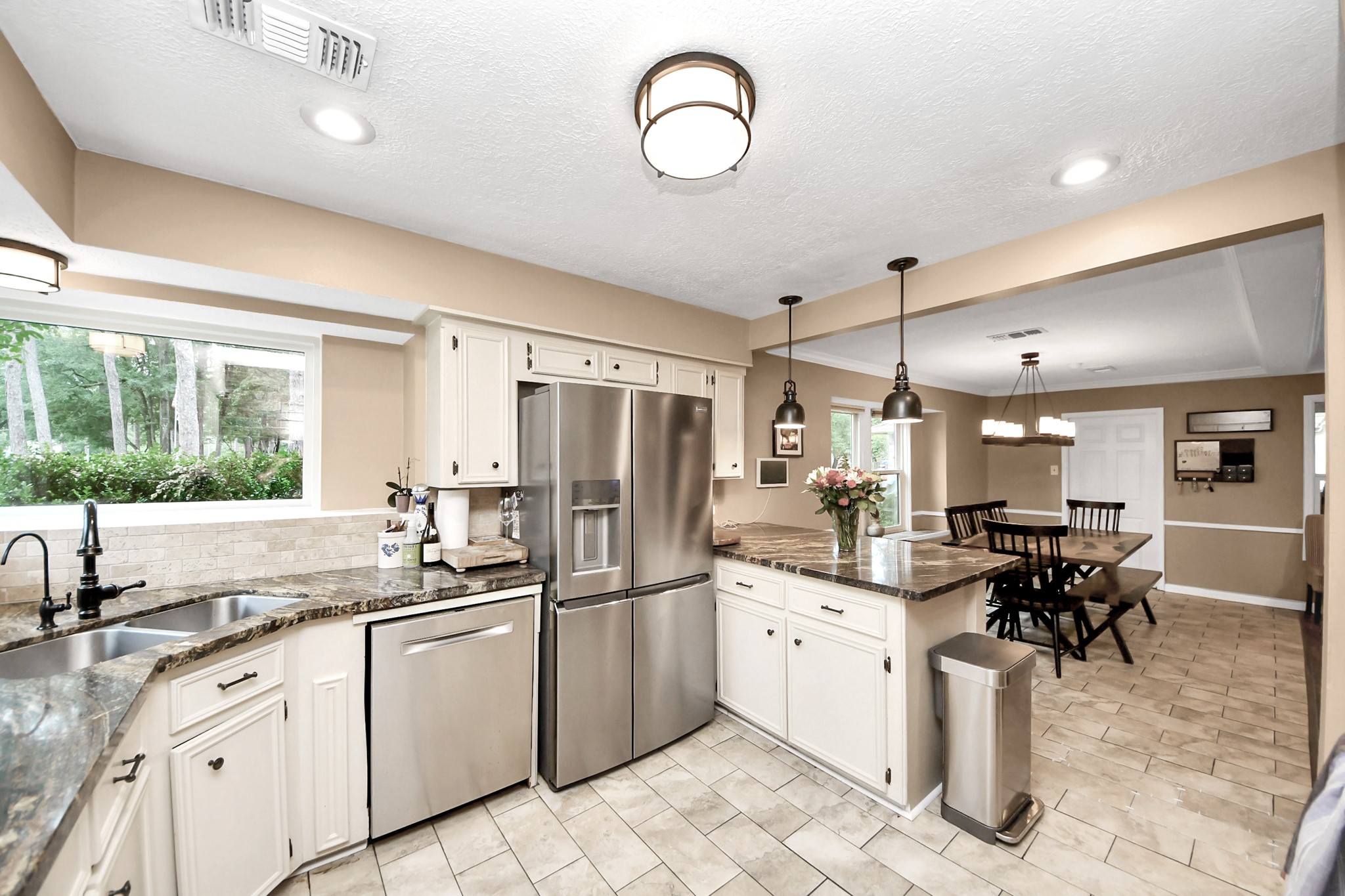 6403 Craigway Road Spring, TX 77389 - Photo 8 of 39