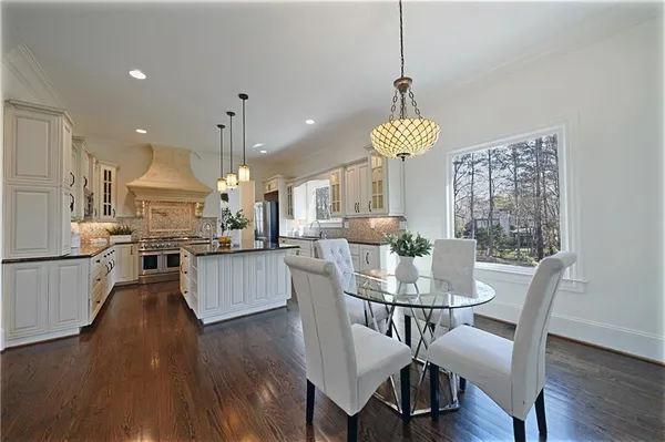 $1,695,000 | 7611 Regency Circle, Atlanta, GA 30350