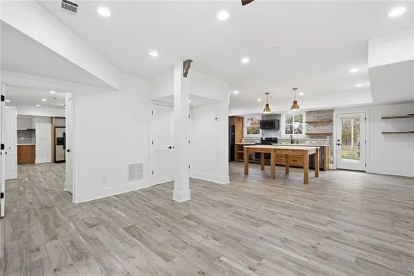 $1,695,000 | 7611 Regency Circle, Atlanta, GA 30350
