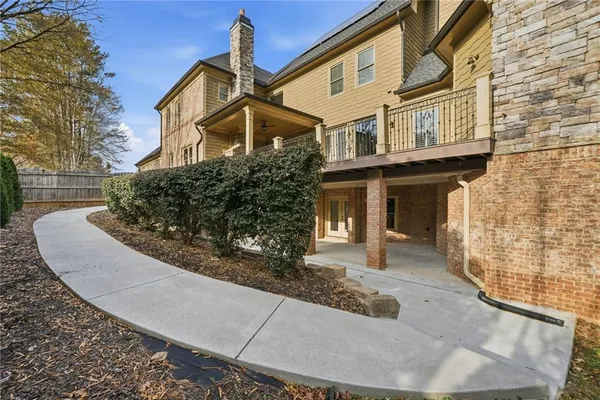 $1,695,000 | 7611 Regency Circle, Atlanta, GA 30350