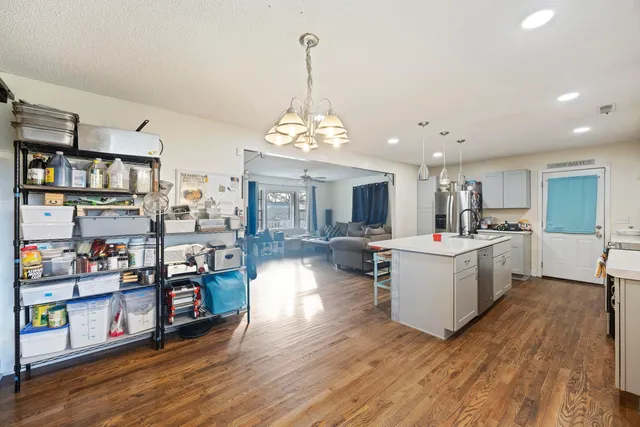 $300,000 | 122 Elmora Avenue, Goose Creek, SC 29445