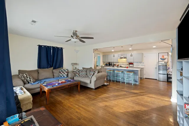 $300,000 | 122 Elmora Avenue, Goose Creek, SC 29445