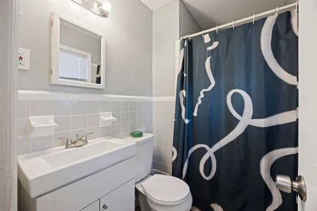 $300,000 | 122 Elmora Avenue, Goose Creek, SC 29445