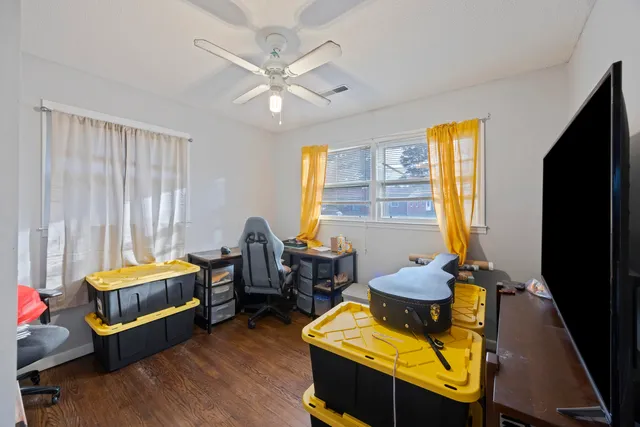 $300,000 | 122 Elmora Avenue, Goose Creek, SC 29445