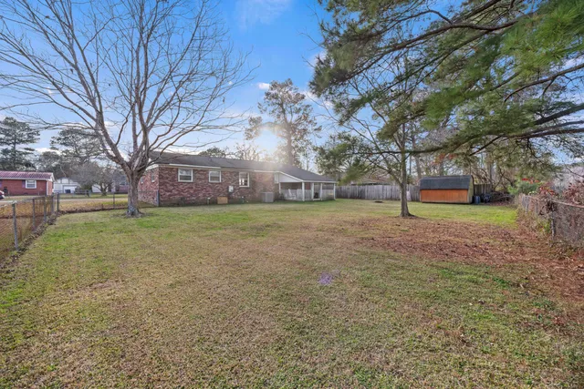 $300,000 | 122 Elmora Avenue, Goose Creek, SC 29445