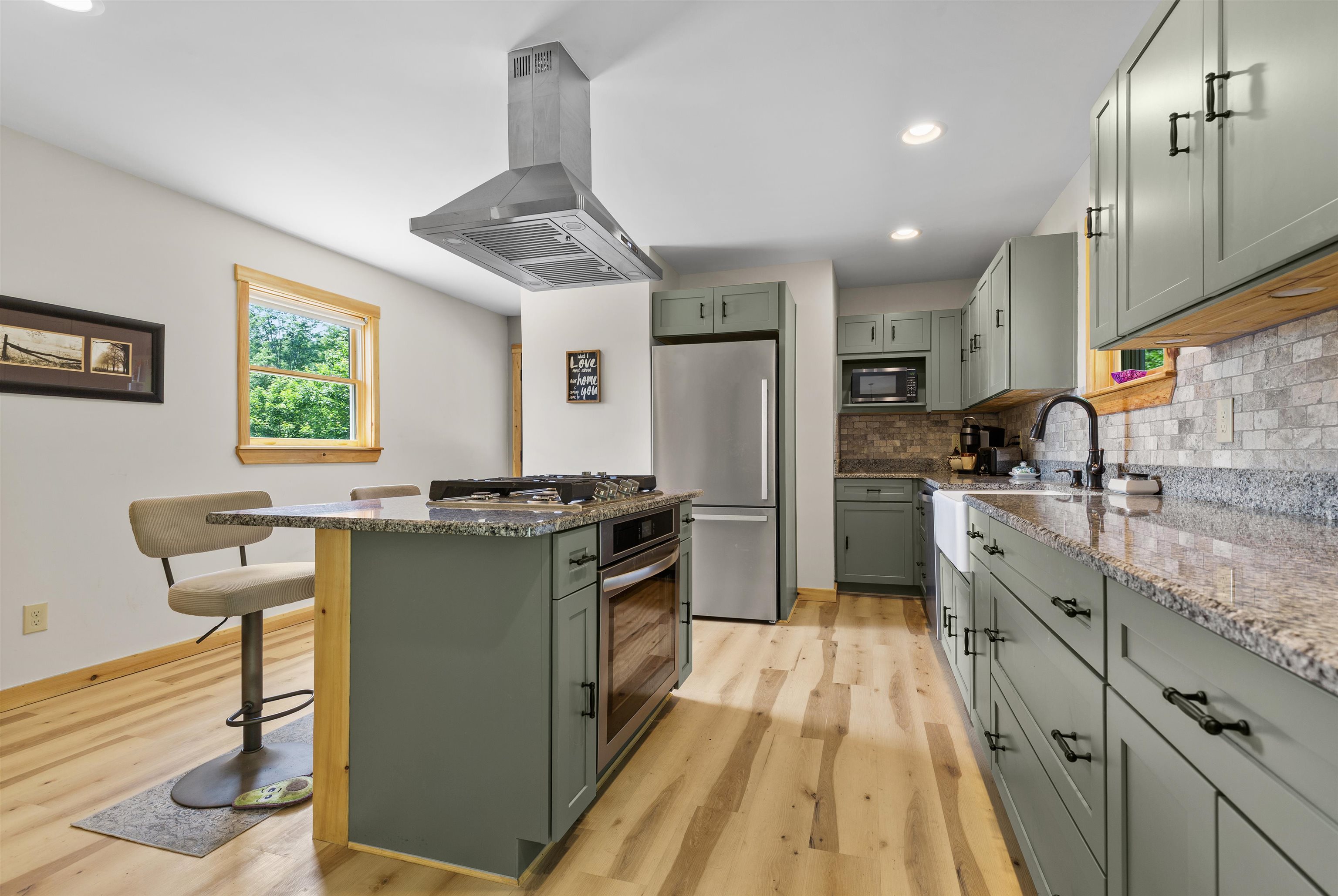 1662 Latham Road Thetford, VT 05043 - Photo 10 of 60
