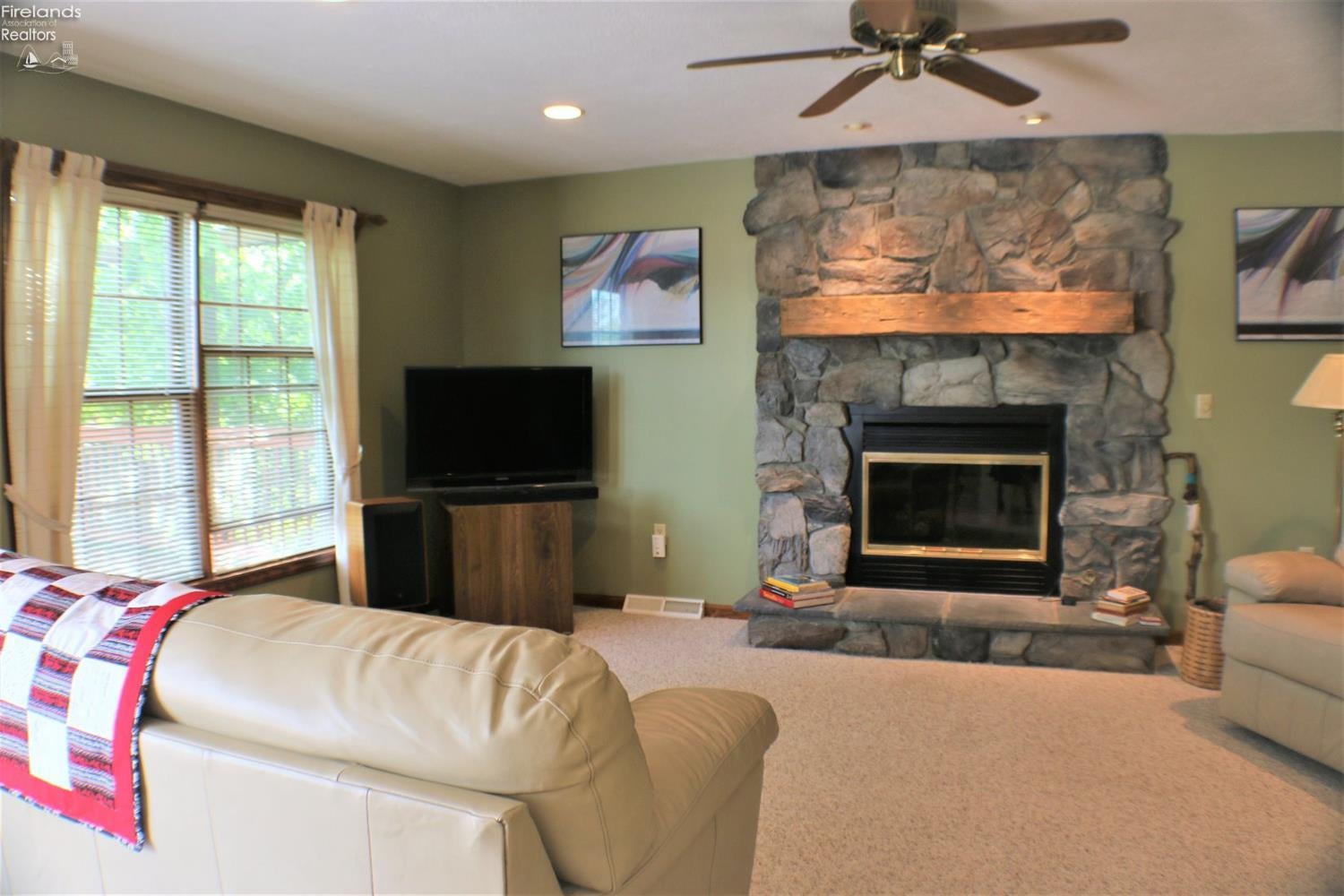 4008 State Road Vermilion, OH 44089 - Photo 3 of 25 Gallery Image 3