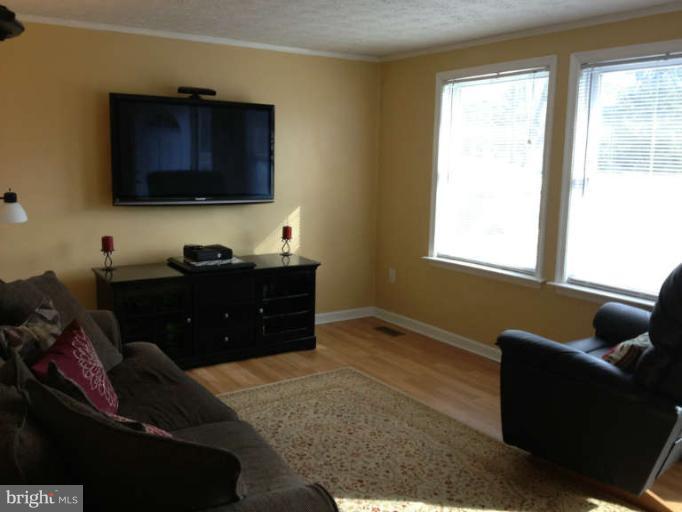 1974 Rye Court Lusby, MD 20657 - Photo 22 of 30 Living Room
