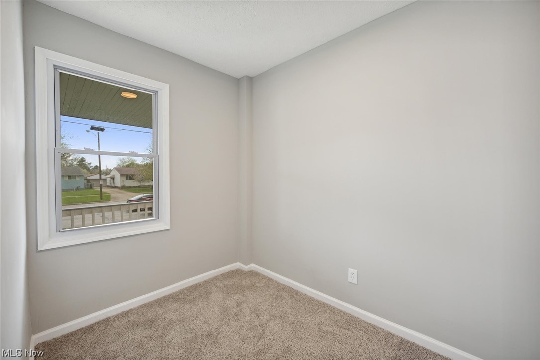 6481 Smith Road Brook Park, OH 44142 - Photo 16 of 26 Gallery Image 16