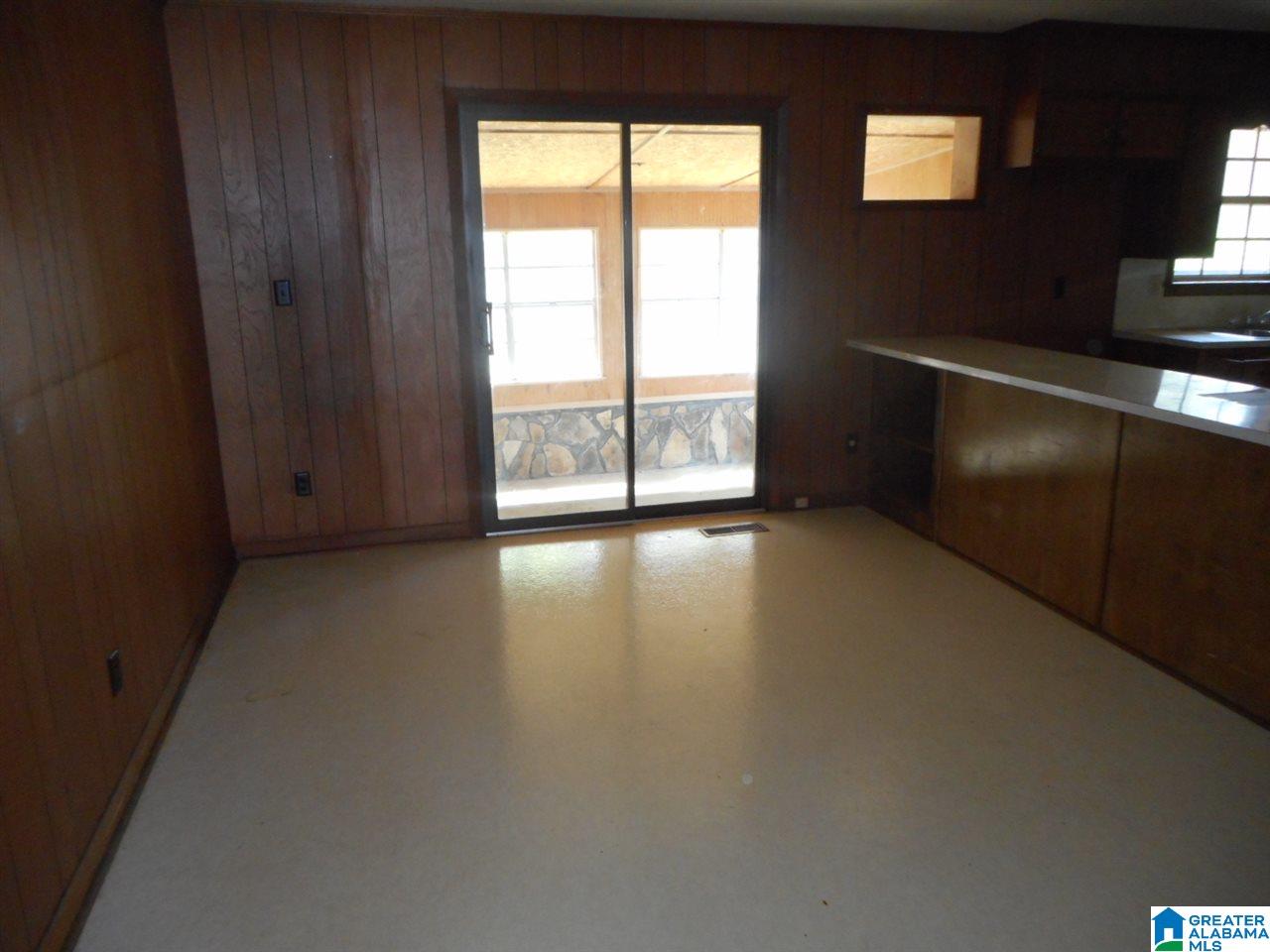 301 2nd Street South Oneonta, AL 35121 - Photo 3 of 21