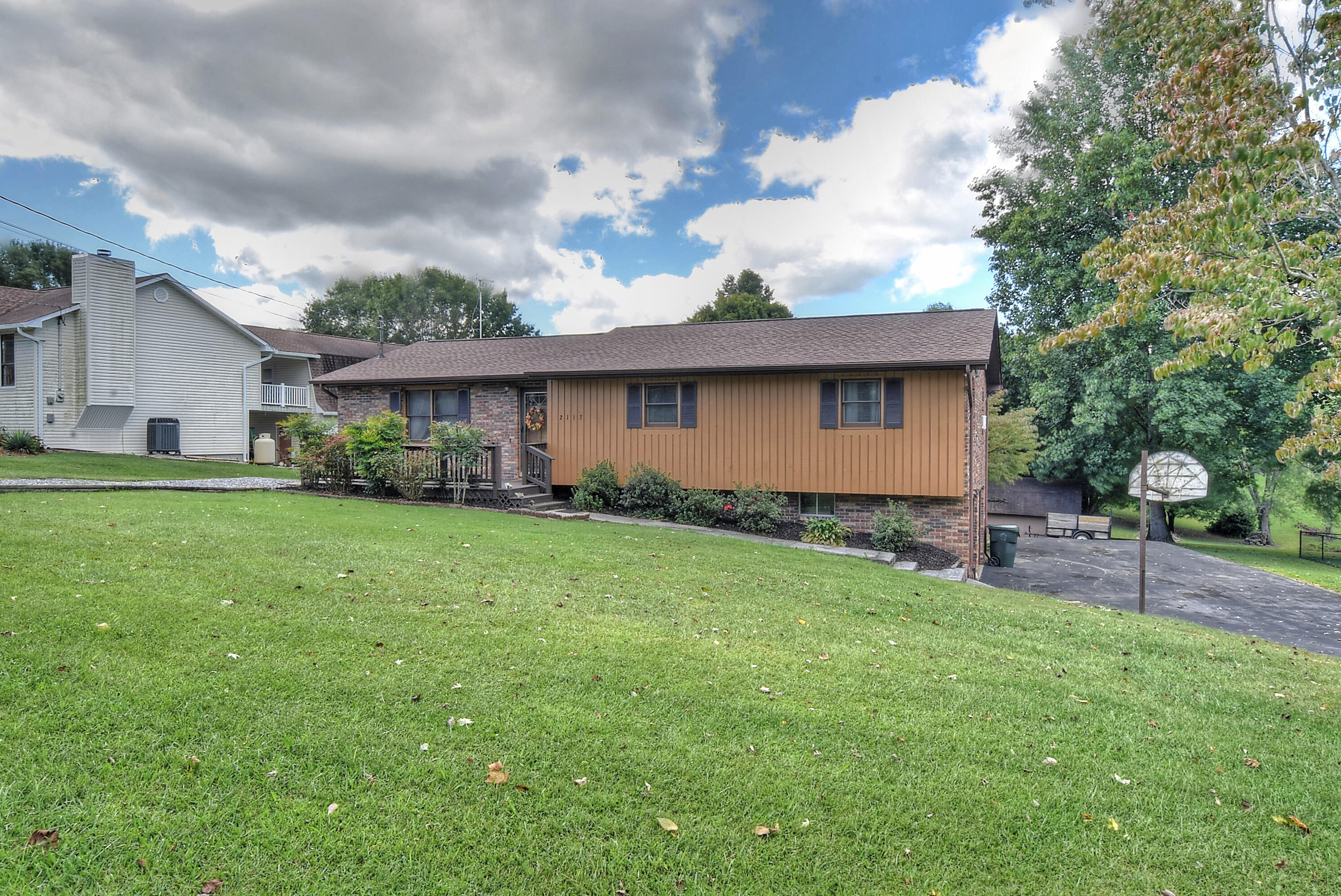 2117 Spring Street Gray, TN 37615 - Photo 2 of 38 DSC_0013_4_5_6_7_8