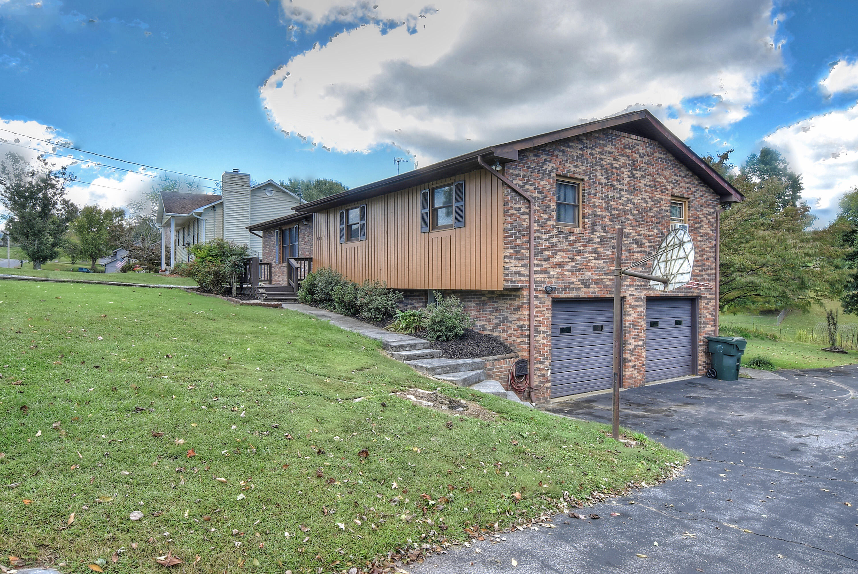 2117 Spring Street Gray, TN 37615 - Photo 3 of 38 DSC_0019_20_21_22_23_24