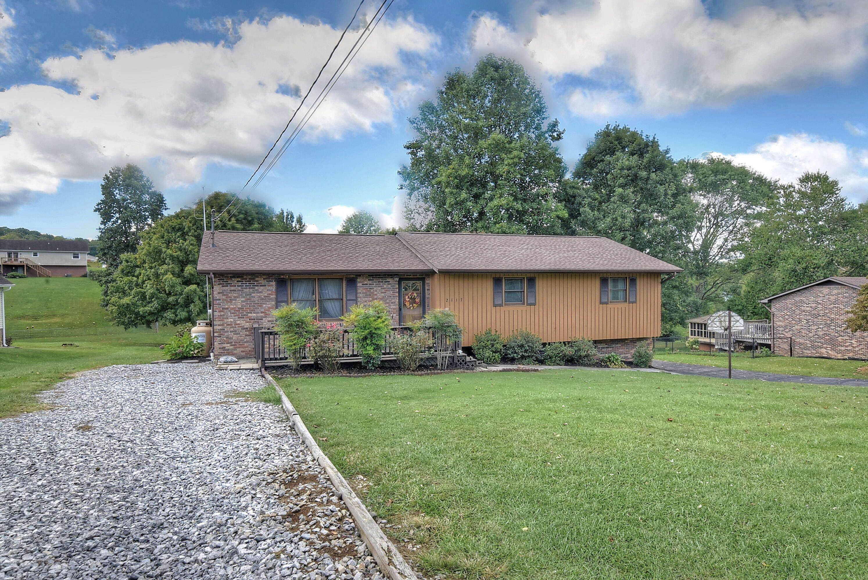 2117 Spring Street Gray, TN 37615 - Photo 8 of 38 DSC_0007_08_09_10_11_12