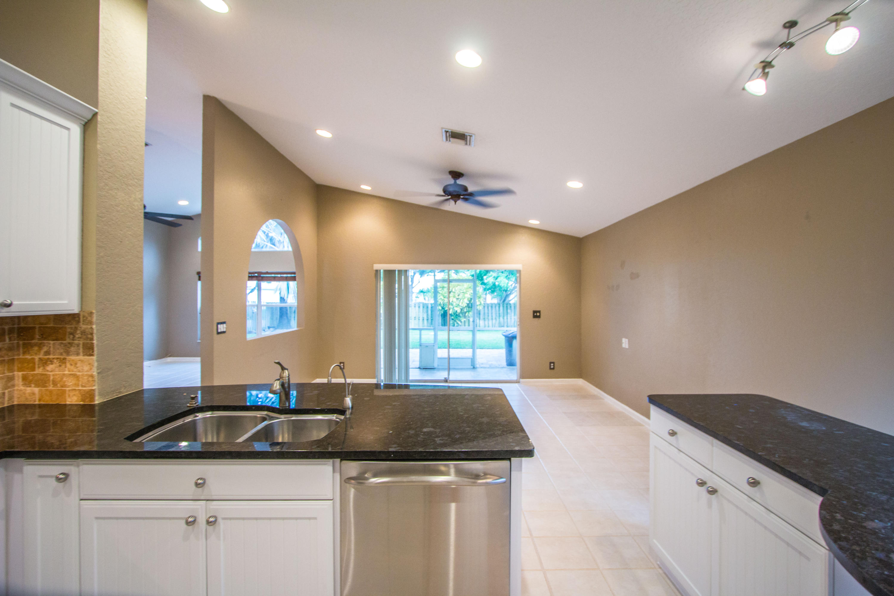4132 Sabal Lakes Road Delray Beach, FL 33445 - Photo 7 of 41 View_Kitchen_1