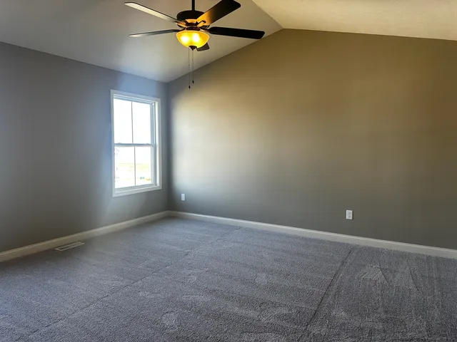 $435,000 | 2 Roscoe Court, Bloomington, IL 61705