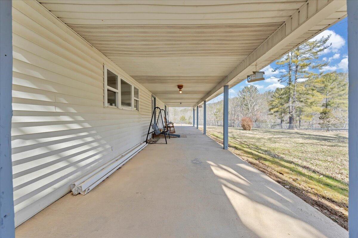 5707 Bens Run Road Covington, VA 24426 - Photo 4 of 36 04-MIB07010