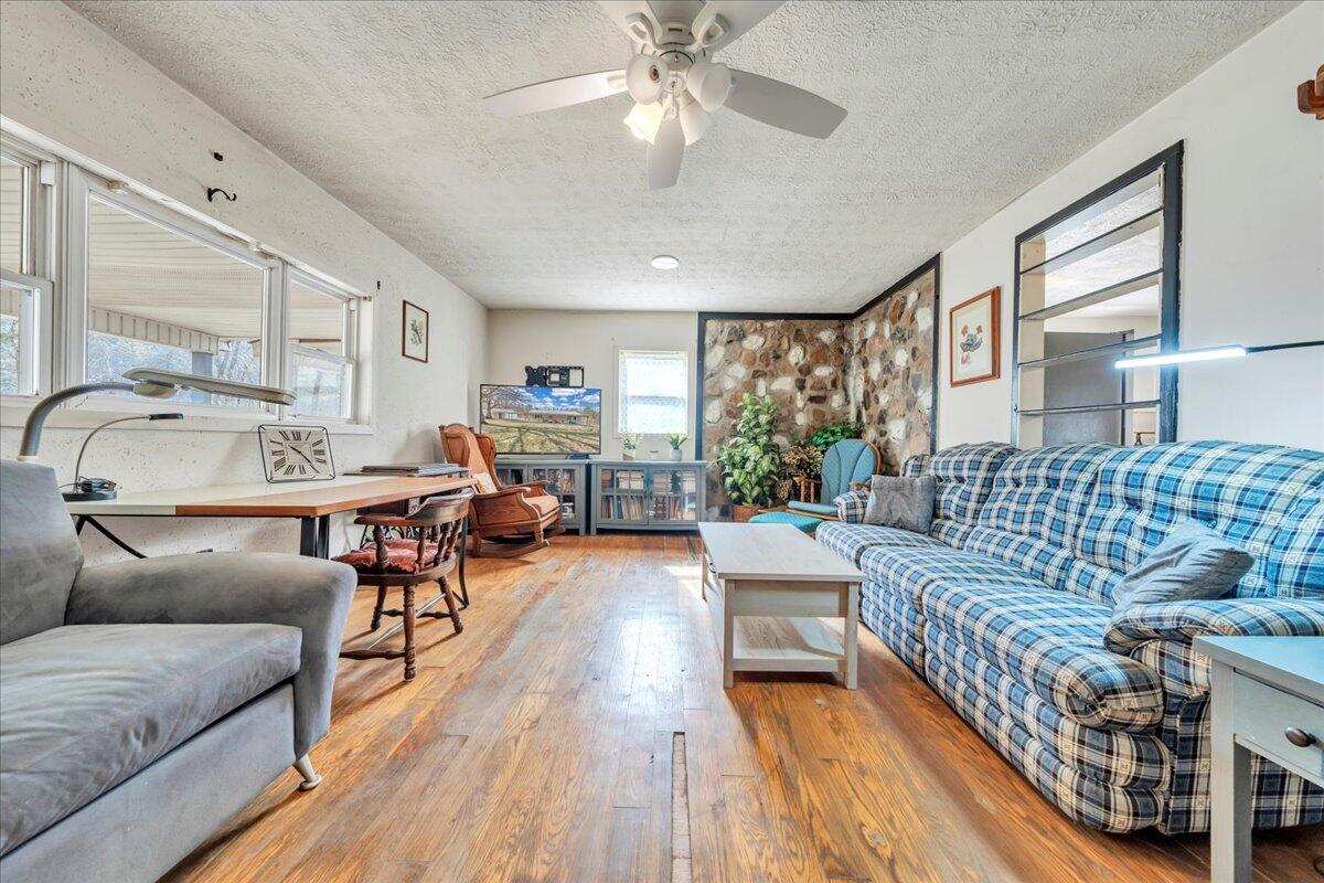 5707 Bens Run Road Covington, VA 24426 - Photo 6 of 36 06-MIB06989