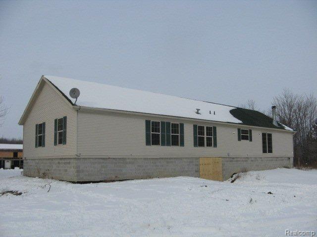 7877 Bean Road Avoca, MI 48006 - Photo 9 of 9 3 Rear